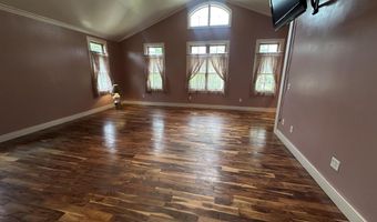 1020 E State St, Albany, IN 47320