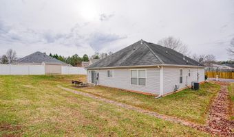 610 Branch View Dr, Boiling Springs, SC 29316