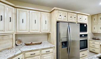 810 NE Ave F, Andrews, TX 79714