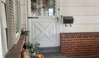 734 W BIRCHTREE Ln, Claymont, DE 19703