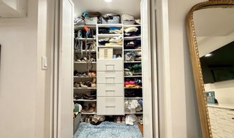 41 Pickney St B, Boston, MA 02114