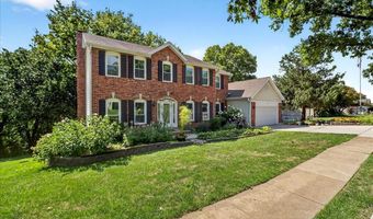 465 Redwood Forest Dr, Ballwin, MO 63021