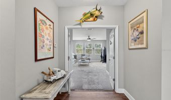 5227 ADMIRAL POINTE Dr, Apollo Beach, FL 33572