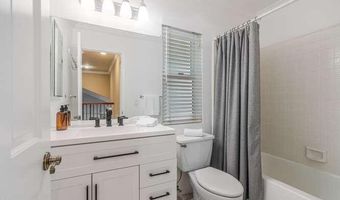 30101 Amelia Dr, Agoura Hills, CA 91301