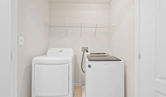 43598 DUNHILL CUP Sq, Ashburn, VA 20147