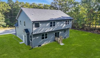 70 Seurat St, Barnegat, NJ 08005