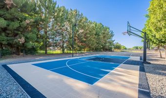 2724 W COLT Rd, Chandler, AZ 85224