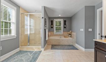 140 Barteau Ln, Boxborough, MA 01719