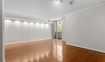 880 N POLLARD St N 224, Arlington, VA 22203