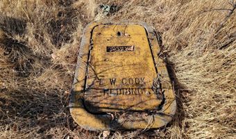 000 Glenbo Ln, Anderson, CA 96007