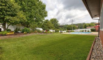 9333 Oak Hill Dr, Ashland, KY 41102