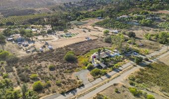 9383-85 W Lilac Rd, Escondido, CA 92026