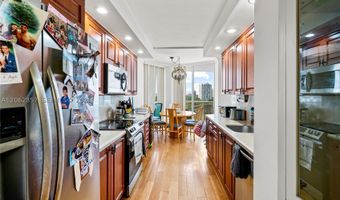 20281 E Country Club Dr 909, Aventura, FL 33180