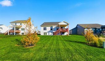 1404 S 10th St, Adel, IA 50003