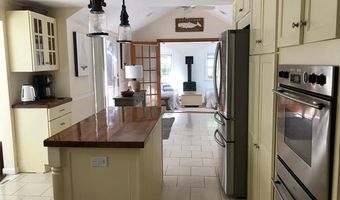 766 Putnam Ave, Barnstable, MA 02630