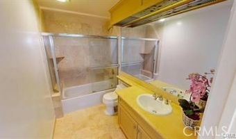 1176 Wellesley Ave 1, Los Angeles, CA 90049