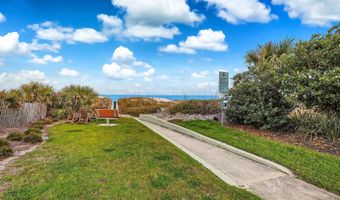 2058 BEACH Ave, Atlantic Beach, FL 32233