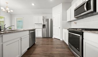 28368 Longfellow Ln, Albany, LA 70711