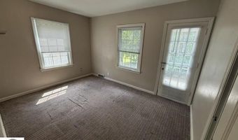715 W Center St, Alma, MI 48801