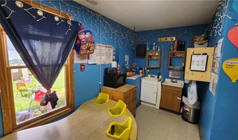 406 S Main St, Archie, MO 64725