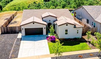 4635 Pleasant Hills Dr, Anderson, CA 96007