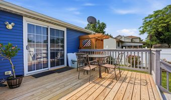 416 Ocean Ave, Beachwood, NJ 08722