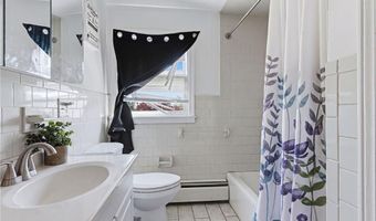 4 Rosemont Ave, Johnston, RI 02919