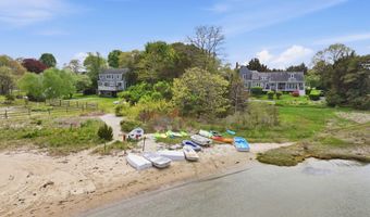 4 Cross Rd, Bourne, MA 02532