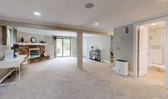 13 Birch Rd, Danbury, CT 06811