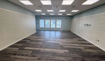 12 Main St, Center Harbor, NH 03226