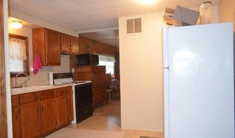 24 W 2nd St, Adrian, MO 64720