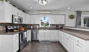 1250 N Main St, Amherst, OH 44001