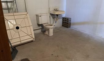 18546 140th St, Akron, IA 51001