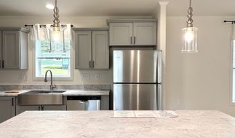 401 Lilly Ln, Altoona, WI 54720