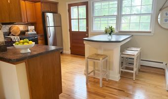 116 Commerce St 5, Clinton, CT 06413
