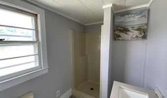 4 Boyd St, Andrews, NC 28901