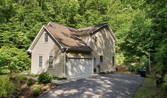 192 Kaiulani Ln, Andrews, NC 28901