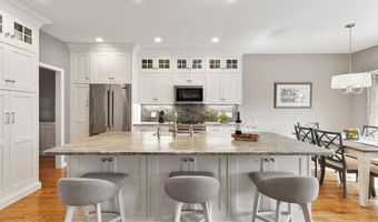 28 Brook Ln 28, Berlin, MA 01503