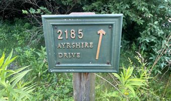 2185 Ayrshire Dr, Ann Arbor, MI 48105