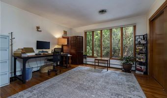 165 Kent Dr, East Greenwich, RI 02818