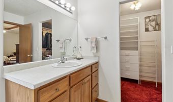 1106 Cassidy Curv, Adel, IA 50003