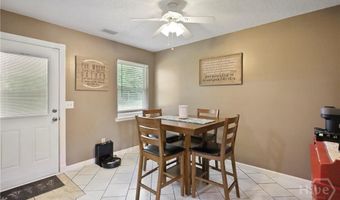 340 Hunters Branch Dr, Allenhurst, GA 31301