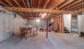 1809 S Badger Ct, Arkdale, WI 54613