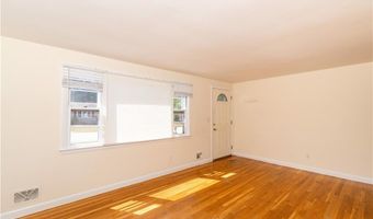 186 Heritage Rd, North Kingstown, RI 02852