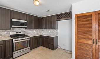 18891 Shoshonee Rd, Apple Valley, CA 92307