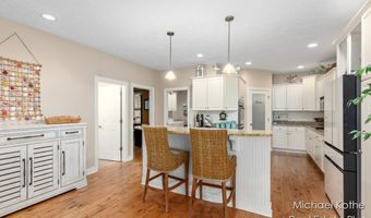 7443 Watermark Dr 32, Allendale, MI 49401