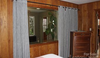 242 Birch Ln, Arden, NC 28704