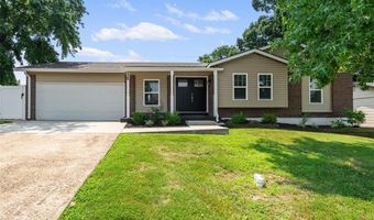 378 Palermo Dr, Ballwin, MO 63021