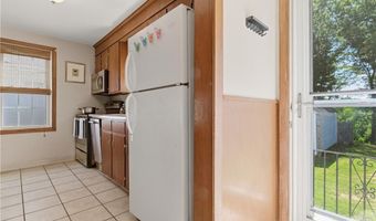 30 Hopkins Ter, Cumberland, RI 02864