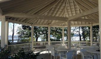 6 White Pond Blvd, Beaufort, SC 29902